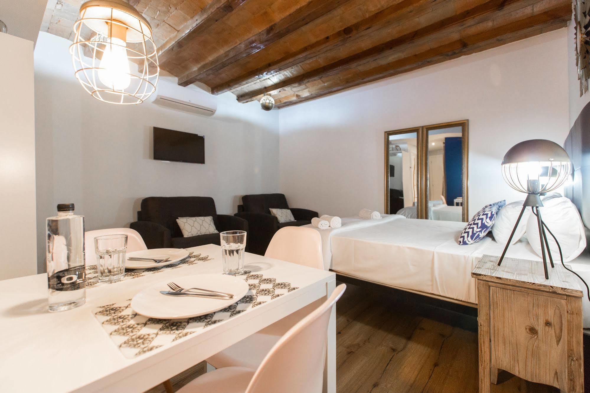 En Ferran By The Streets Hotel Barcelona Buitenkant foto